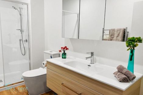 Photo of property in 588e Te Atatu Road, Te Atatu Peninsula, Auckland, 0610