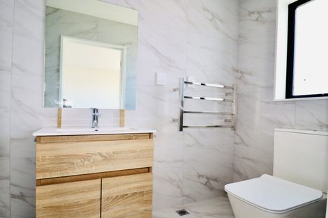 Photo of property in 3 Heketara Place, Papakura, 2110