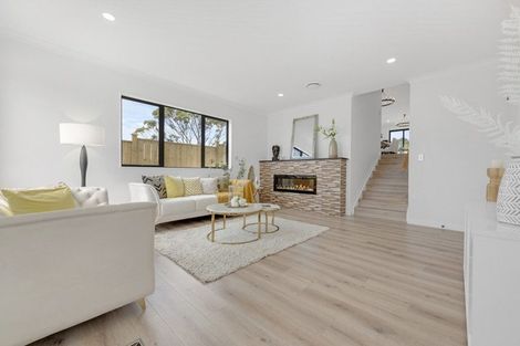 Photo of property in 2a Ballyalton Crescent, Flat Bush, 2019