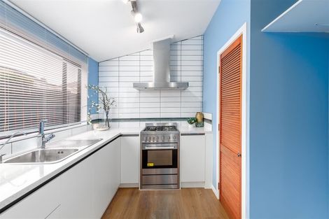 Photo of property in 2/11 Brookfield Road, Te Atatu Peninsula, Auckland, 0610