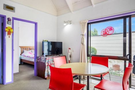 Photo of property in 3/24 Great South Road, Papakura, 2110