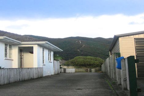 Photo of property in 6/a Atiawa Crescent, Waiwhetu, Lower Hutt, 5010