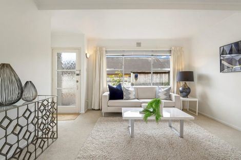 Photo of property in 29 Gordon Avenue, Forrest Hill, Auckland, 0620