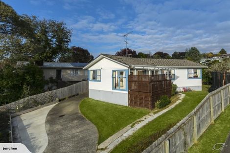 Photo of property in 6 Lauris Place, Birkdale, Auckland, 0626