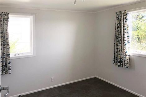 Photo of property in 9 Raeben Avenue, Hillcrest, Auckland, 0627