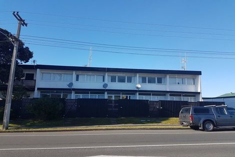 Photo of property in 1/66 Golf Road, Mount Maunganui, 3116