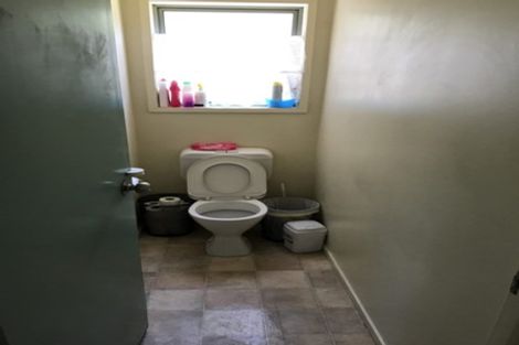 Photo of property in 19 Gilbass Avenue, Hamilton Lake, Hamilton, 3204