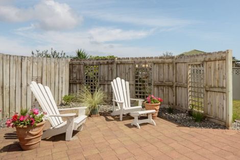 Photo of property in 4 Sequoia Grove, Mount Maunganui, 3116