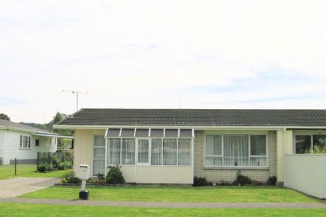 Photo of property in 49 Oak Street, Mangapapa, Gisborne, 4010