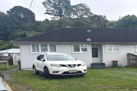 Photo of property in 388-390 George Street, Stokes Valley, Lower Hutt, 5019