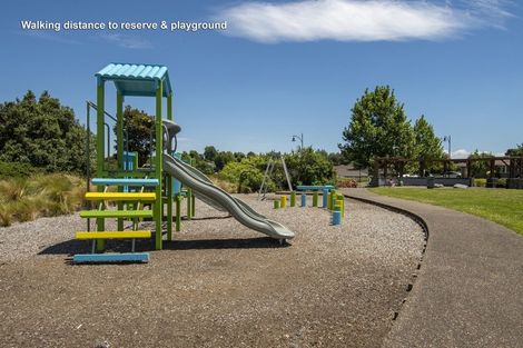 Photo of property in 24 Annandale Drive, Pyes Pa, Tauranga, 3112