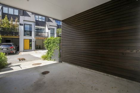 Photo of property in 27 Marine Parade, Hobsonville, Auckland, 0616