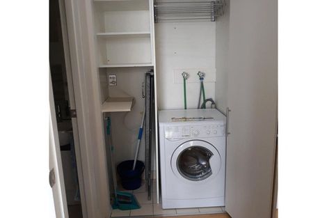 Photo of property in Sanctum Apartments, 34/10a Ebor Street, Te Aro, Wellington, 6011