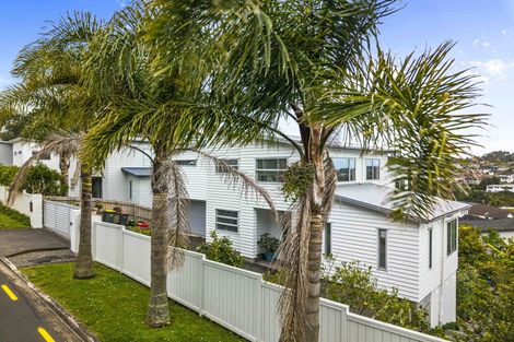 Photo of property in 114 Fairview Avenue, Fairview Heights, Auckland, 0632