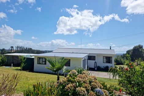 Photo of property in 5705 Pouto Road, Pouto, 0391