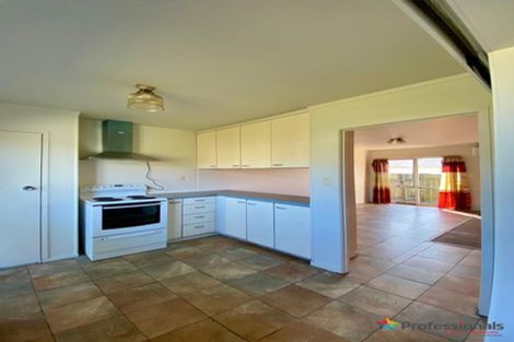 Photo of property in 2/54 Kenderdine Road, Papatoetoe, Auckland, 2025