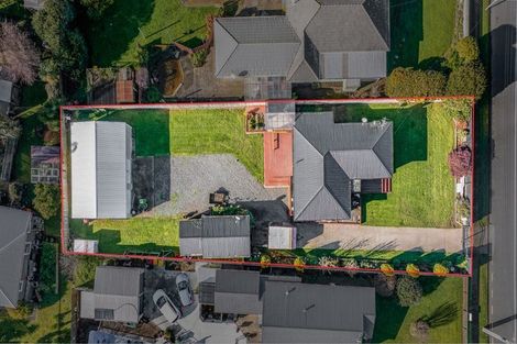 Photo of property in 112 Glover Road, Hawera, 4610