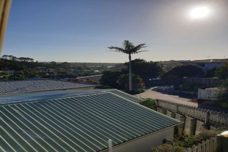 Photo of property in 1/28 Kestrel Heights, Arkles Bay, Whangaparaoa, 0932