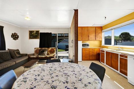 Photo of property in 6 Kawei Road, Ohawe, Hawera, 4671
