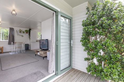 Photo of property in 5 Watts Road, Waipawa, 4210