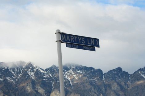 Photo of property in 4 Martys Lane, Queenstown, 9300
