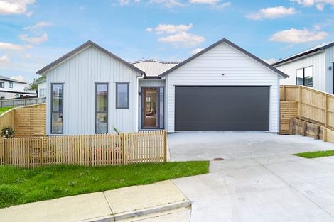 Photo of property in 8 Whakairo Crescent, Gulf Harbour, Whangaparaoa, 0930