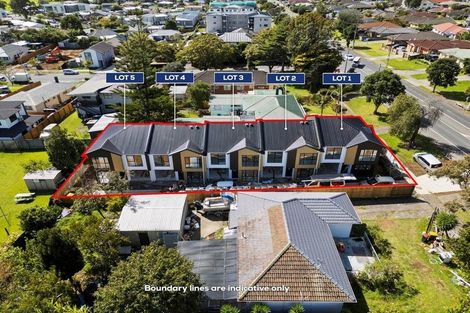 Photo of property in 543b Massey Road, Mangere, Auckland, 2022