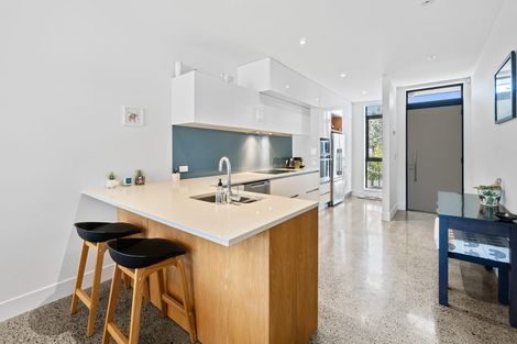 Photo of property in 27 Isitt Road, Hobsonville, Auckland, 0616