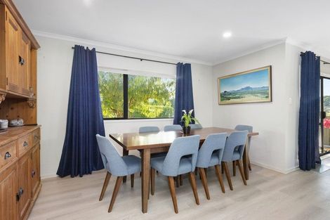 Photo of property in 12 Rays Way, Tuakau, 2121