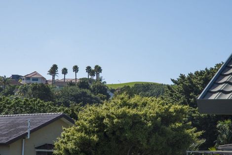Photo of property in 23 The Enclave, Totara Heights, Auckland, 2105