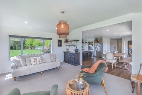 Photo of property in 56 Gladstone Road, Levin, 5571