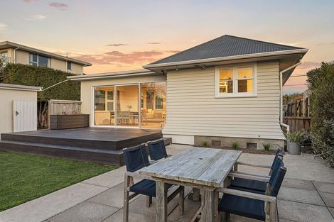 Photo of property in 229 Weston Road, St Albans, Christchurch, 8052