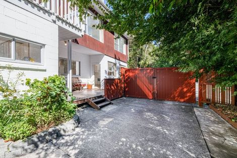 Photo of property in 318 Huia Road, Titirangi, Auckland, 0604