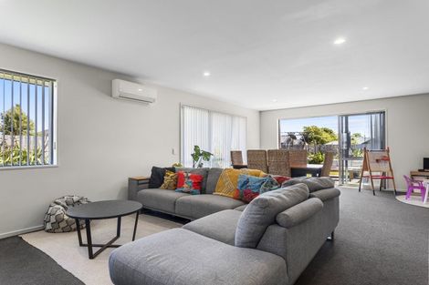 Photo of property in 5 Hamlett Drive, Woodend, 7610