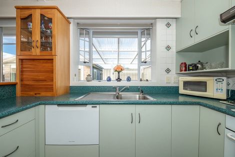 Photo of property in 38 Lyndhurst Street, Westport, 7825