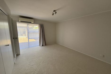 Photo of property in 1/35 Vivian Wilson Drive, Eastern Beach, Auckland, 2012