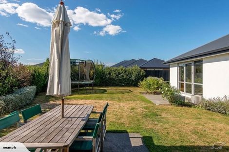 Photo of property in 28 Gosling Crescent, Halswell, Christchurch, 8025