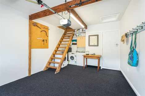 Photo of property in 10 Ladbrokes Place, Fendalton, Christchurch, 8052