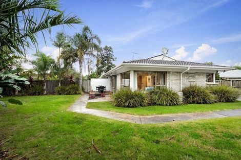 Photo of property in 1/18 Montmere Avenue, Te Atatu Peninsula, Auckland, 0610
