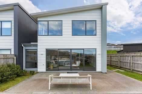 Photo of property in 18a Omaka Place, Aotea, Porirua, 5024