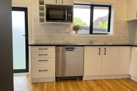 Photo of property in 33 Northall Road, New Lynn, Auckland, 0600