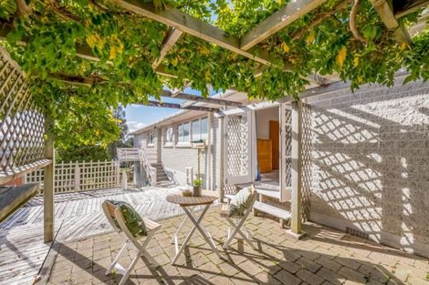 Photo of property in 10 Mission Street, Waterloo, Lower Hutt, 5011