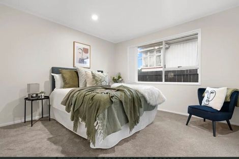 Photo of property in 1/735 Massey Road, Mangere, Auckland, 2022