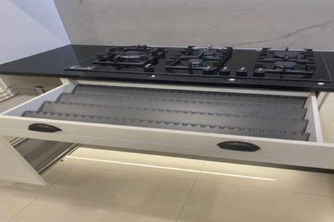 Photo of property in 29 Padnell Crescent, Paparangi, Wellington, 6037