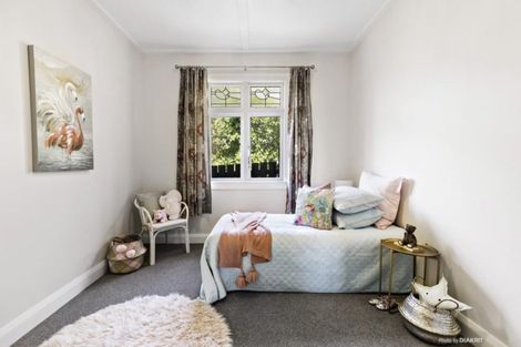 Photo of property in 54 Severn Street, Island Bay, Wellington, 6023