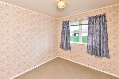 Photo of property in 70 Cargill Street, Papakura, 2110
