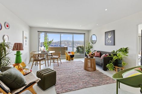 Photo of property in Beauport Apartments, 30u2 The Crescent, Roseneath, Wellington, 6011