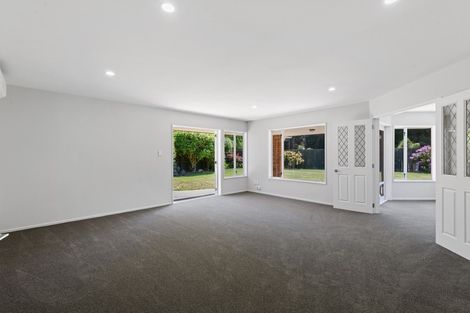 Photo of property in 17 Flaxgrove Place, Parklands, Christchurch, 8083