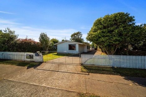 Photo of property in 242 Waihi Road, Hawera, 4610