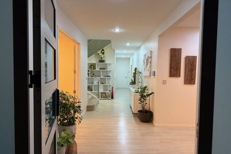 Photo of property in 1 Irongate Avenue, Ranui, Auckland, 0612